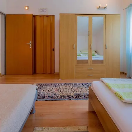 Crikvenica Two-bedroom 3 Apartment Klanfari