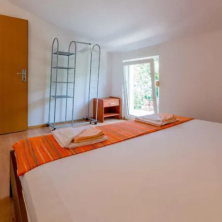 Two-bedroom 3 Crikvenica