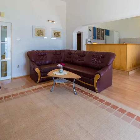 Two-bedroom 3 * Crikvenica